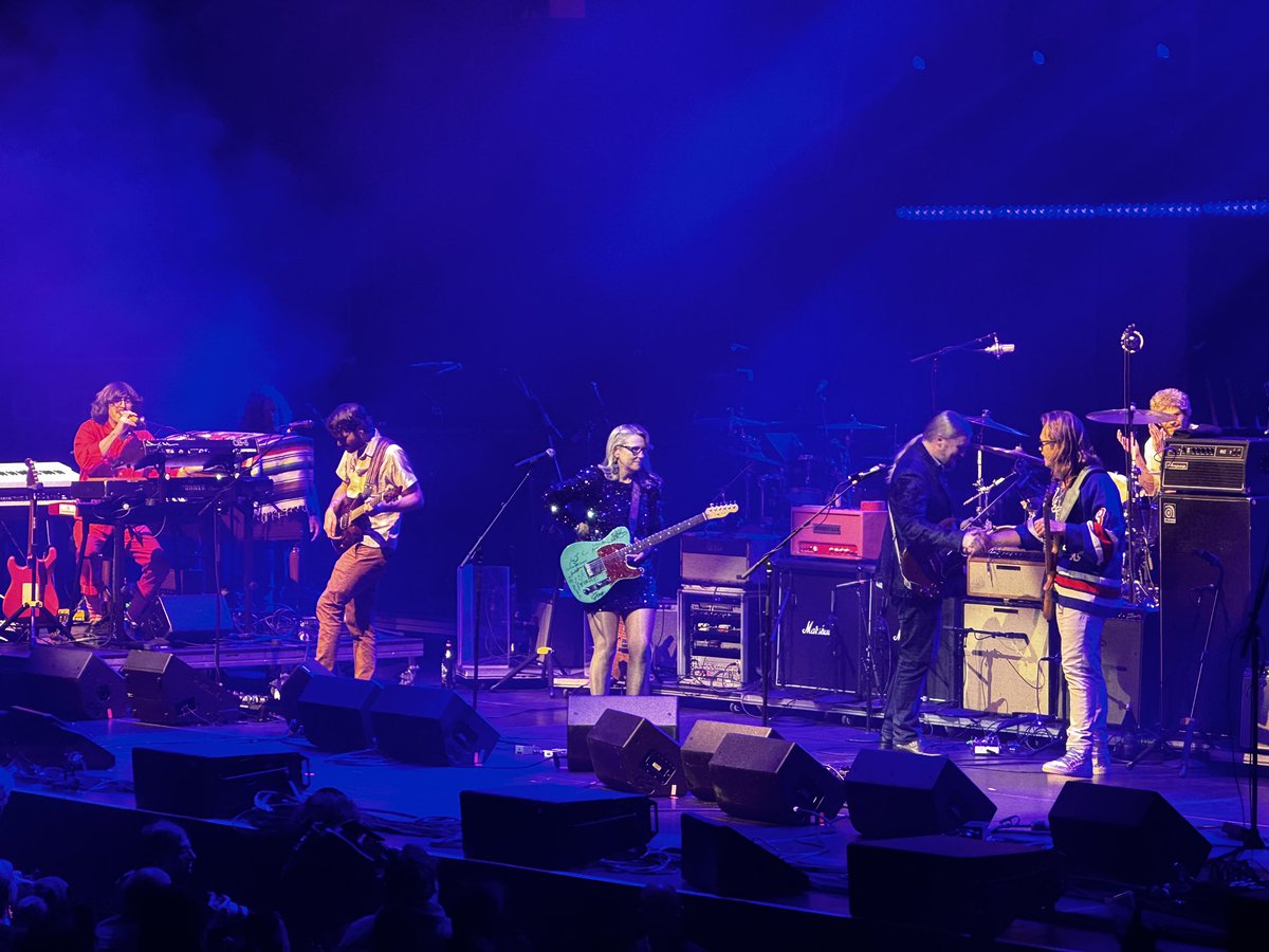 Entourage Talent tweet media