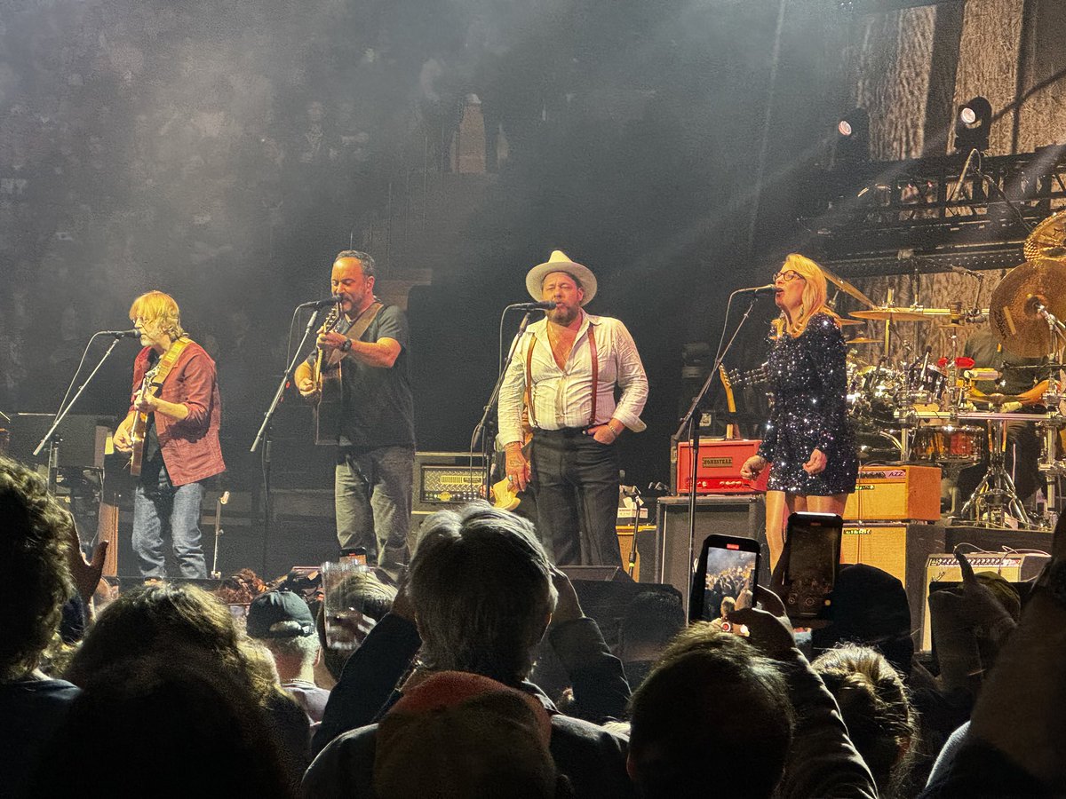 Entourage Talent tweet media