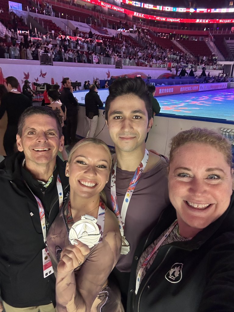 fraserscott14's tweet photo. Homeward bound with @SkateCanada team from @ISU_Figure Cup of 🇨🇳 #grandprix #Chongqing super proud of @_liapereiraaa @trennt22 Pairs🥉and Marjorie &amp; Zachary Ice Dance🥈good luck to ML &amp; ZL #grandprixfinal #Grenoble 🇨🇦⛸️ https://t.co/aSZLgF6q9D