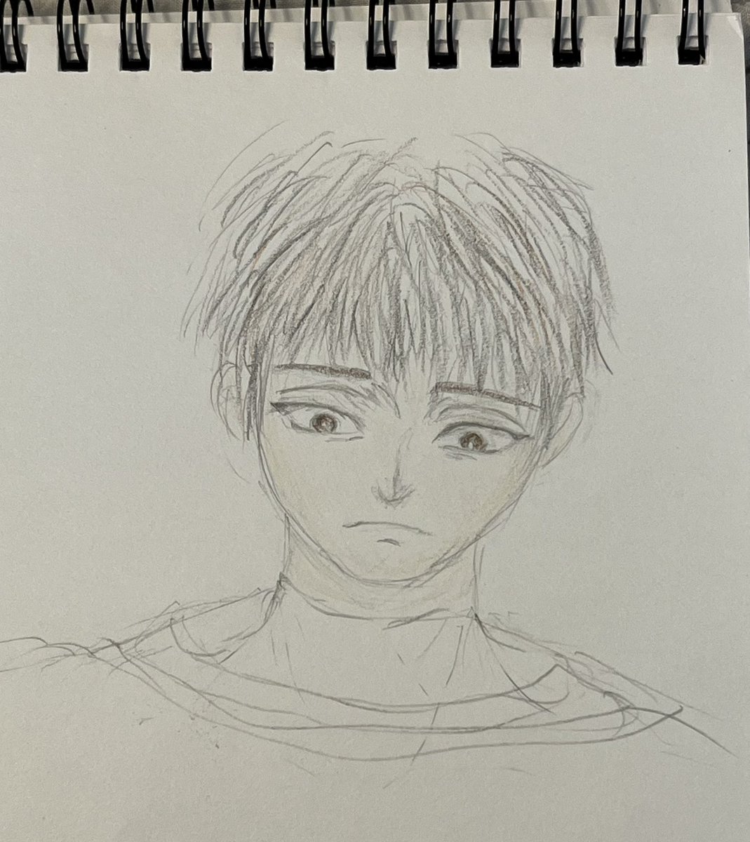 shkyhhho_Moco's tweet photo. ガロウさんのお誕生日に殴り描きでごめんなさい。ニルタ氏に命令され小屋の掃除をさせられる彼はどんな気持ちだったのだろう。
“we found a cottage in not-so-bad condition near the camp. I had Garrow tidy it up.”

#undertheoaktree 
#Garrow https://t.co/fdWujjyxBk