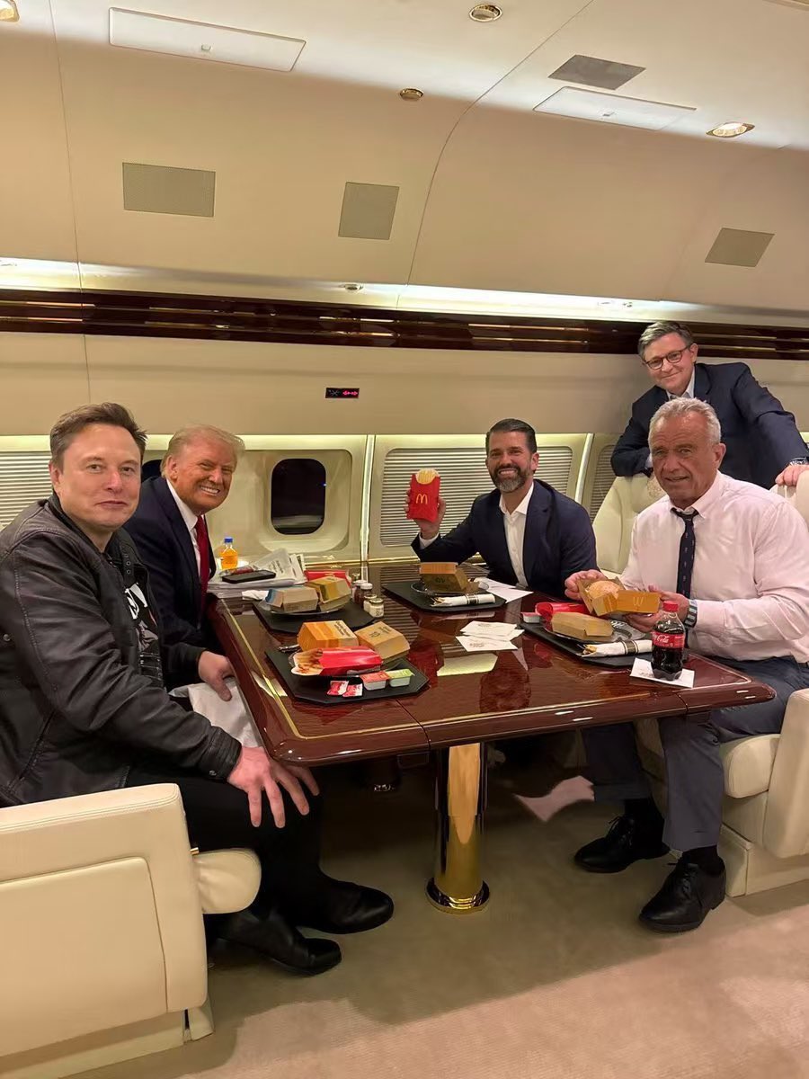 kamran53589493's tweet photo. #eat #burger soon 100x $burger #Metave rse+ ai https://t.co/ew7ib4Zs2P
