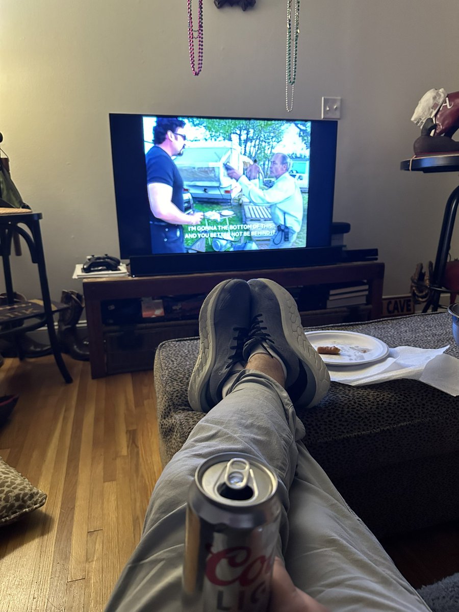 johnsmiley693's tweet photo. Thanksgiving break. A Sunday guy https://t.co/XXwvS40r4s