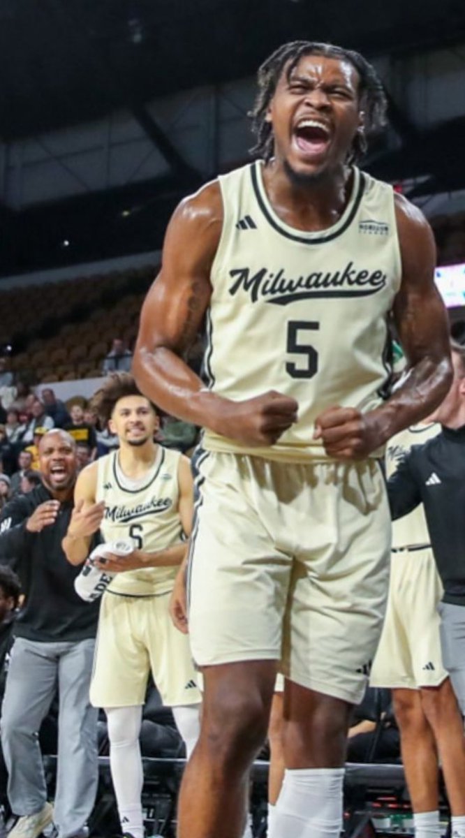 Mike Winans tweet media