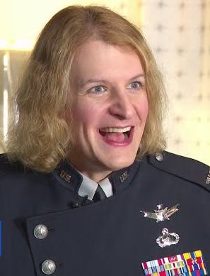 Oli London tweet media