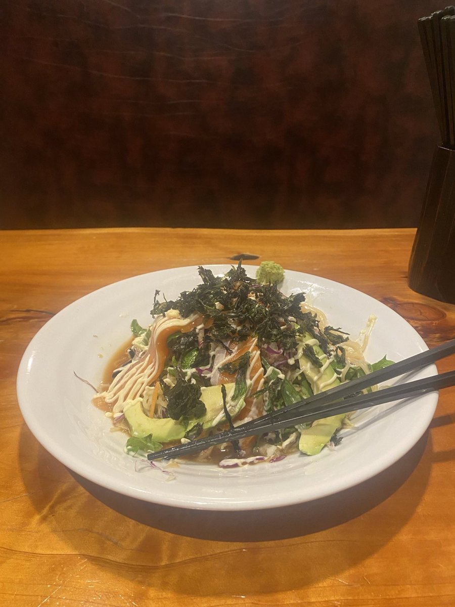 xox_sasha's tweet photo. My diet is just noodles. 😳 https://t.co/Y7rVysnmb2