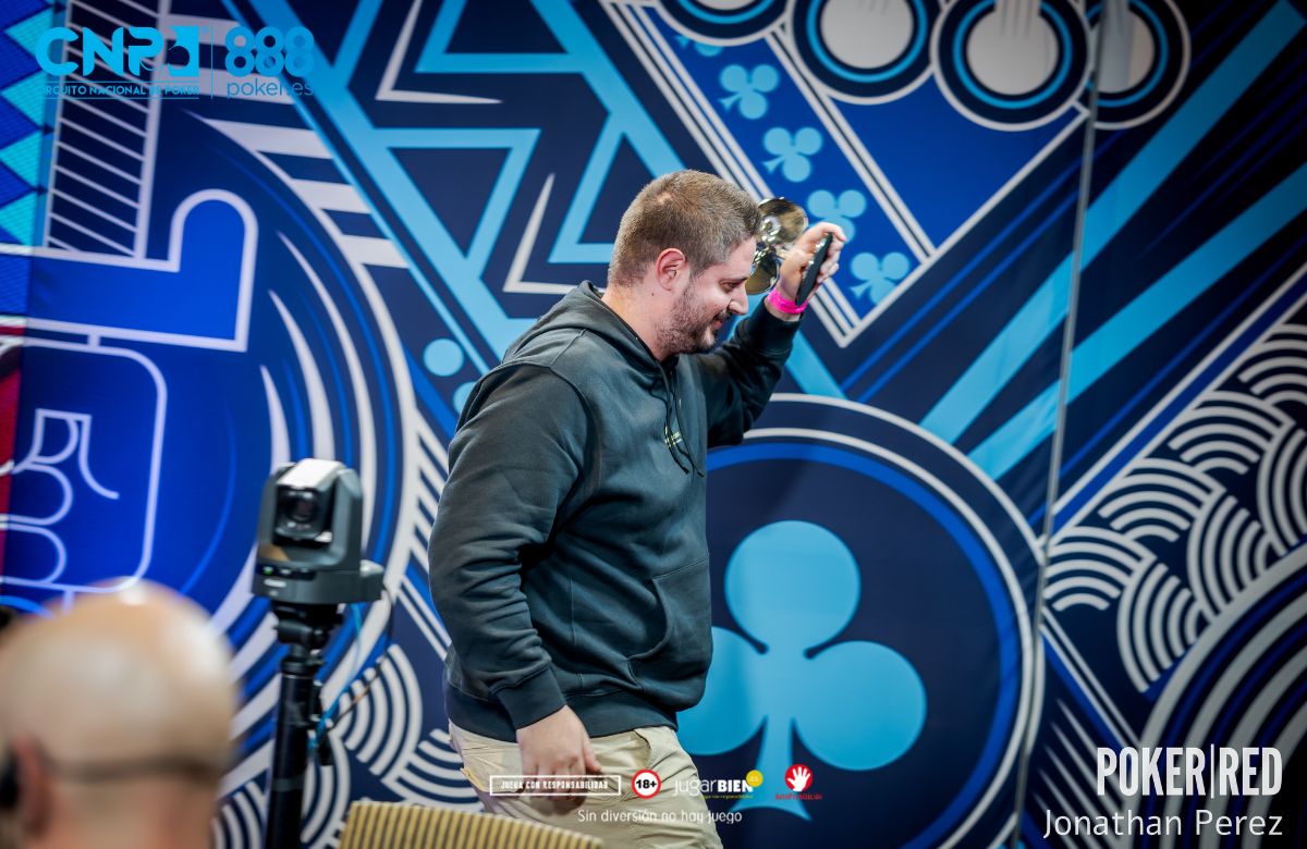 888poker España tweet media