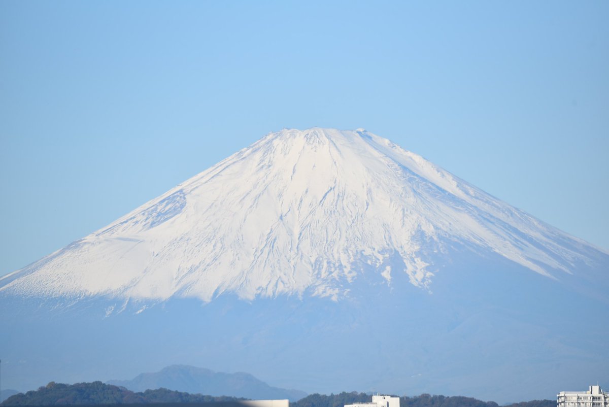 blackpeter77317's tweet photo. ベランダからの富士山🗻 https://t.co/lCYu5zm6be