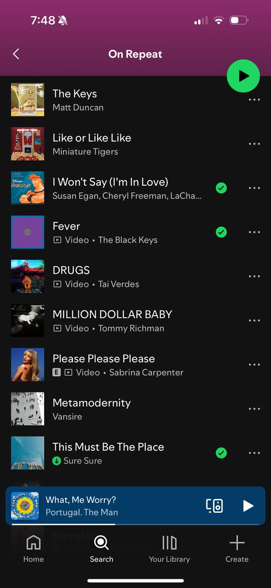 Ocovicada's tweet photo. Me + my on repeat https://t.co/4PkJg23WM7