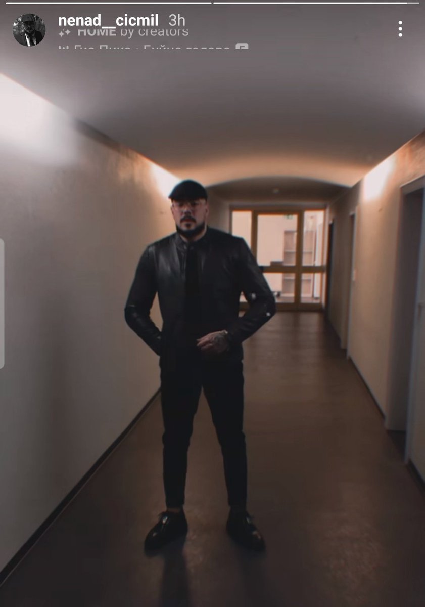 nadrkanavev's tweet photo. Je l' moguce da je ovaj pavijan ovako ponizavao Sanju ...pa ovaj na sve lici samo ne na premiju. Uvek saraju likovi koji lice na krompir jebote pored top ribe nmg fuj #caosvima https://t.co/hm98OLv4wK