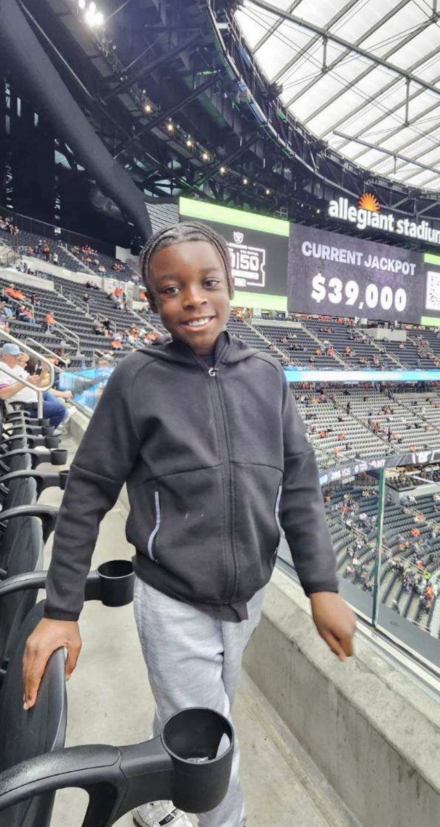 vegasraiderdad's tweet image. #Firstgame