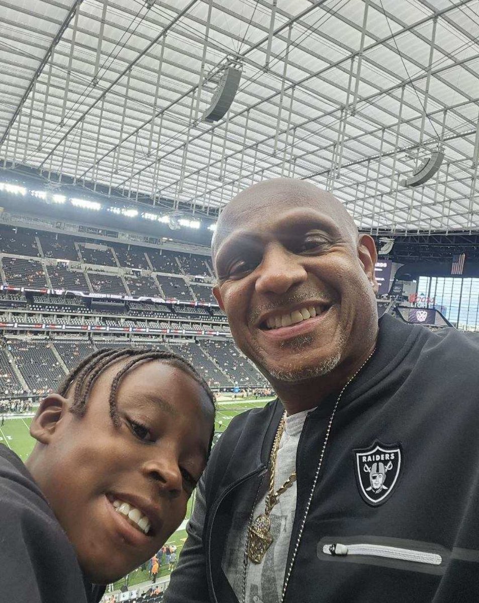 vegasraiderdad's tweet image. #Firstgame