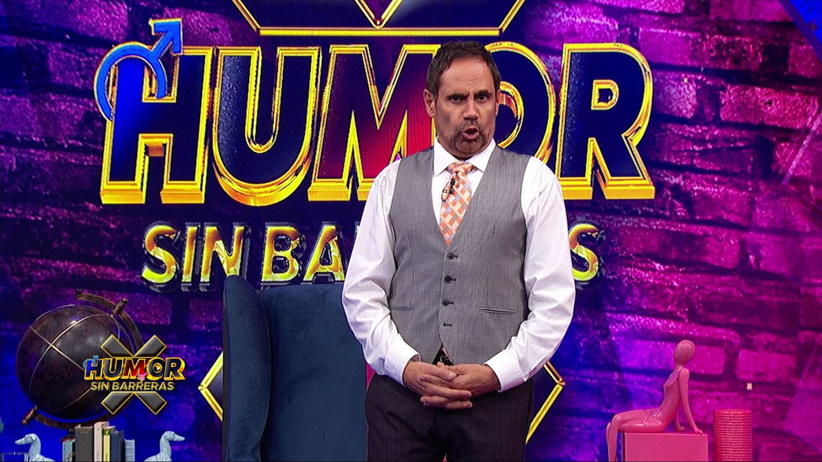 Galavision's tweet photo. ¡A descansar con Humor Sin Barreras, que hoy nos acompaña Israel Jaitovich! Los esperamos a las 10:30p/9:30c por Galavisión 😎 https://t.co/3knbmfygL7