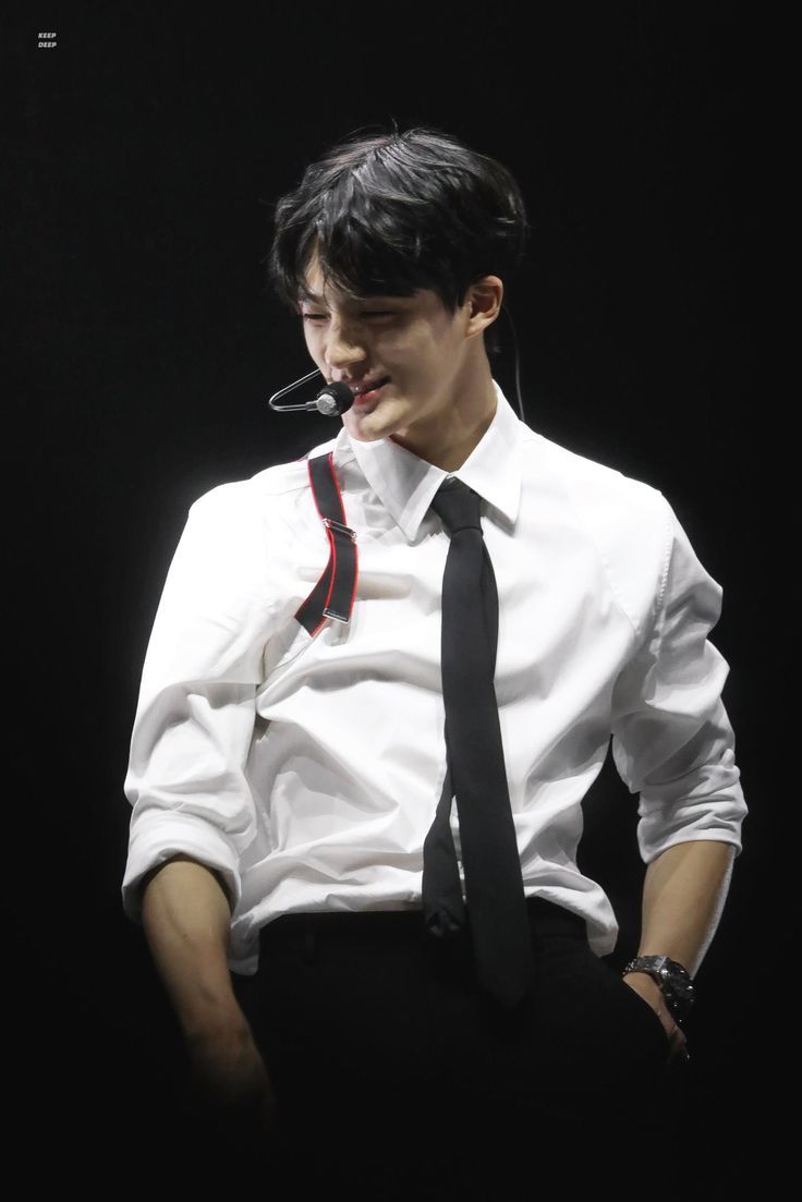 retak_1's tweet photo. @tanyakanrl pas dikasih kepala kok malah makin ganteng nder https://t.co/RruJPuyGaS