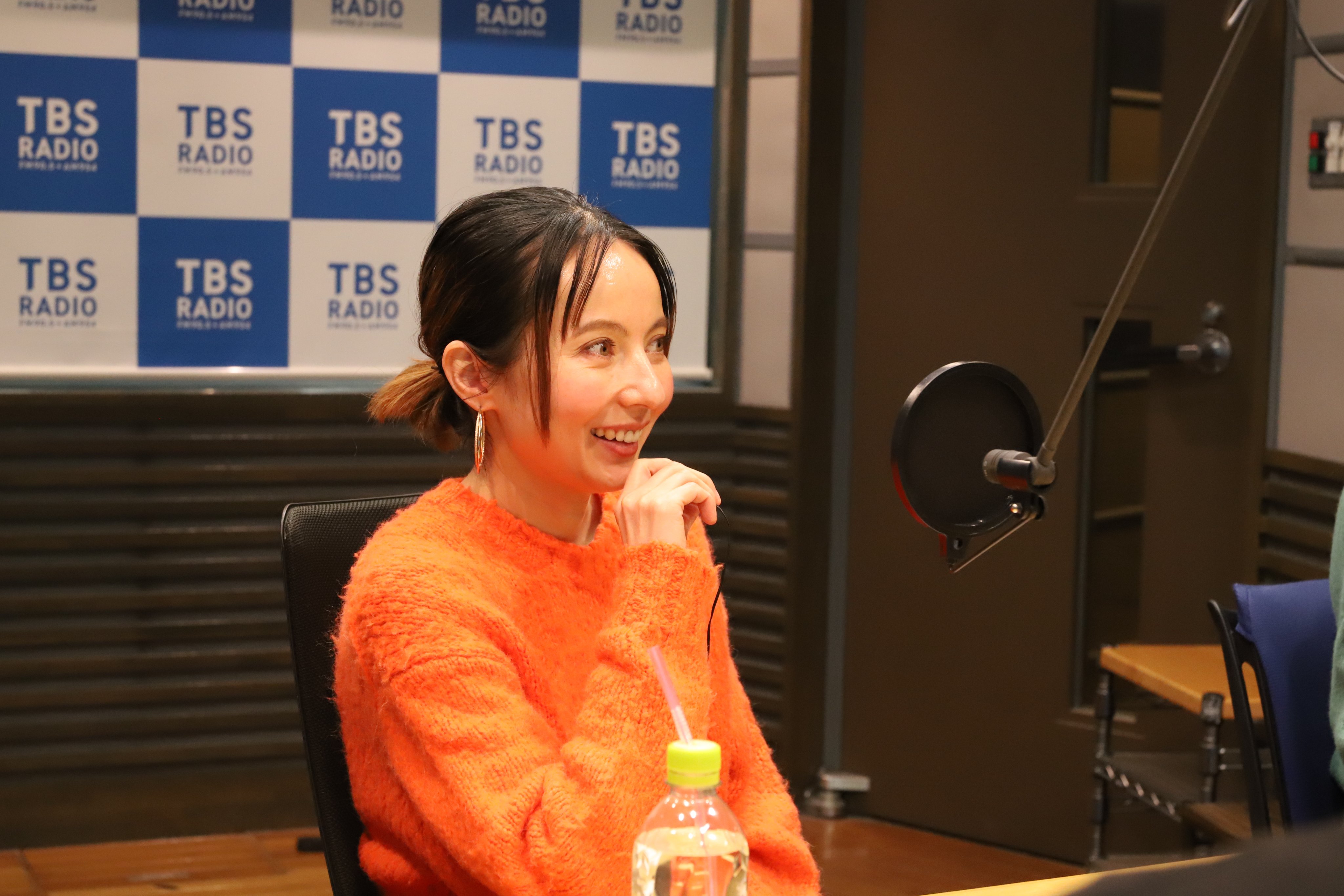 ベッキーアイコラ無修正 