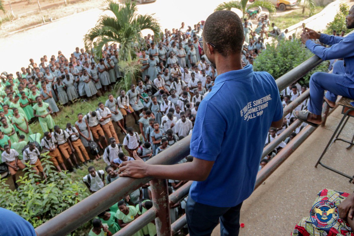 SSSSCampaignGH's tweet photo. The energy is high in the Ashanti Region as we engage with people from all walks of life to share the incredible message of protecting the peace that makes Ghana the envy of many!

No dulling, —if you see any yawa, just holla 999 and let’s keep GH safe and peaceful! 
#NoYawa #GhanaFirst #Elections2024 #Peace #Security #2024