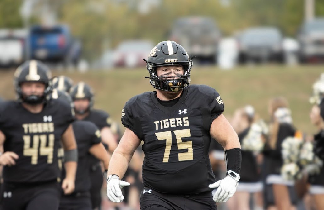 Justin Wright (@justin_w75) on Twitter photo Blessed to be selected as First Team All-Conference OL and First Team All- Conference DL! <a href="/ESHSTigerFB/">ESHS Tiger Football</a> <a href="/ESHS_Activities/">ESHS Activities</a> <a href="/WOWKCfootball/">WOWKC</a> <a href="/JPRockMO/">JP Rock</a> Blessed to be selected as First Team All-Conference OL and First Team All- Conference DL! <a href="/ESHSTigerFB/">ESHS Tiger Football</a> <a href="/ESHS_Activities/">ESHS Activities</a> <a href="/WOWKCfootball/">WOWKC</a> <a href="/JPRockMO/">JP Rock</a>
