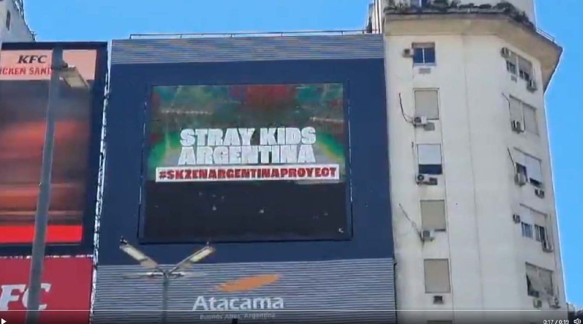 📢 ¡Stay lo está dando todo! Desde TV, streaming y redes hasta la pantalla del Obelisco, el fandom argentino pide por #SKZenArgentina  

Nota de Magui resumiendo lo que está pasando:
xiahpop.com/stray-kids-en-…

Los invitamos a sumar más en réplicas.