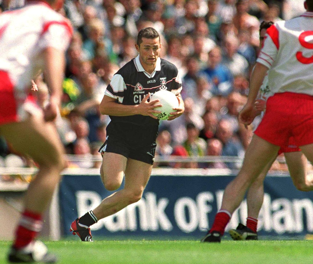 sligogaa's tweet photo. Campaigns to remember - 2002. Iconic moments in black...  Three days to go! @ONeills1918 #BackingBlack https://t.co/PnOX7enZHS