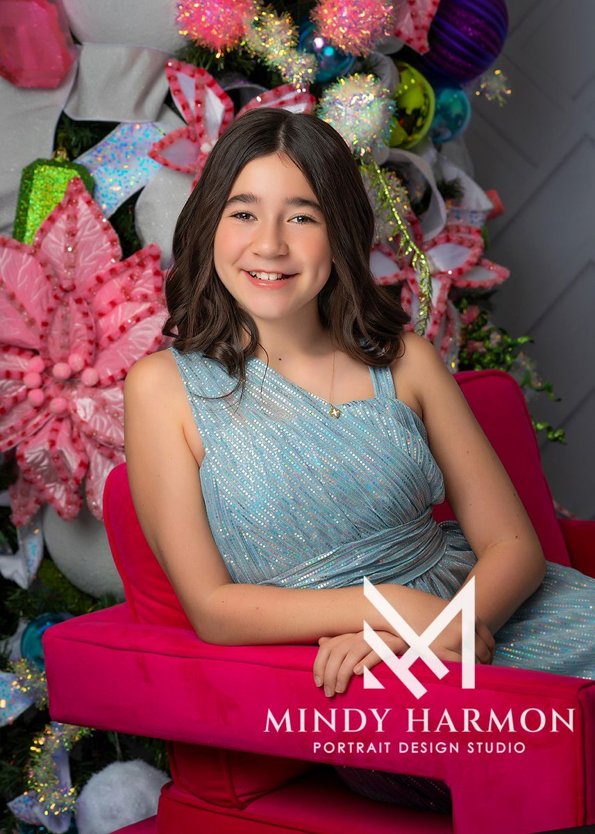 We love seeing Melba year after year!  Her smile is contagious and she was stunning on our Christmas set!!

Hope we see you for your holiday session soon!