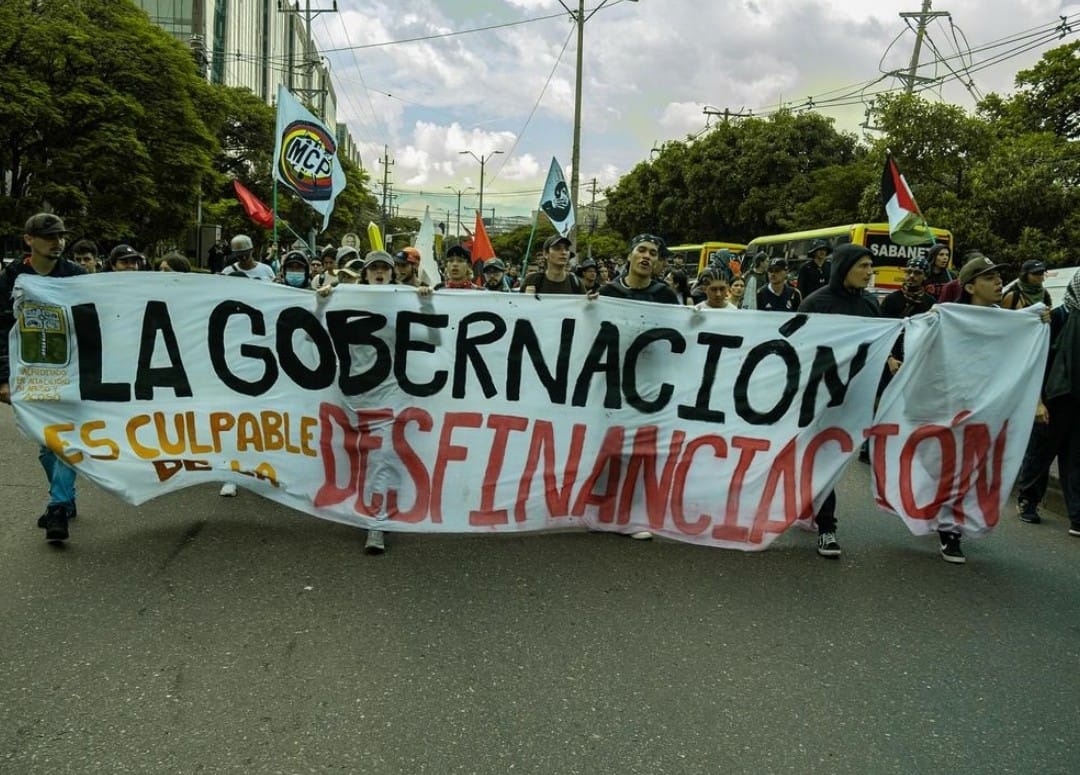 limoncitoytkila's tweet photo. A parar para avanzar
#SOSpoli https://t.co/mROG6pzsni