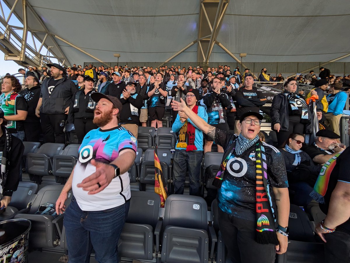 We're hear, we're loud and we know this game isn't done yet!

#MNUFC #LoonsOverLA