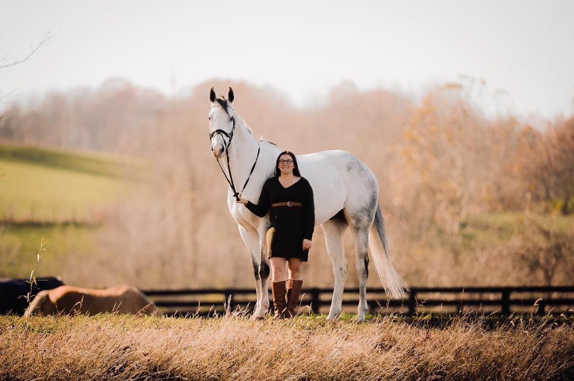 LV_Eventing's tweet image. I finalllyyy got professional photos done of me and one of my horses for the first time ever. Im always the one behind the camera, so it was funny to be the one in front of it this time