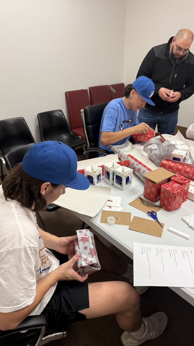 McHenry County Royals tweet media