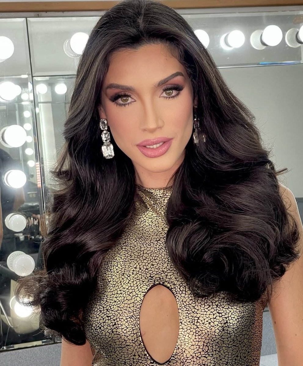 Desde ya les digo este es el bus en el que voy al #MissUniverseVenezuela <a href="/MissVzla/">Miss Venezuela</a> #MissVenezuela2024 #MissUniverse