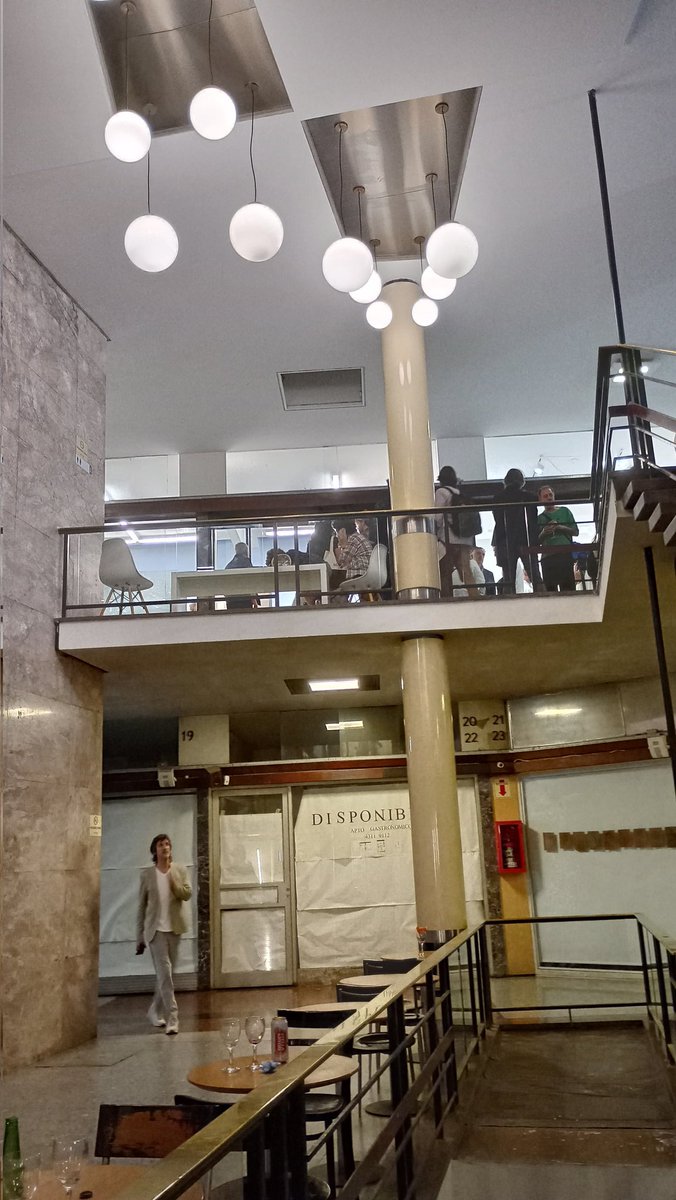 Galería Larreta. Florida 900, CABA.