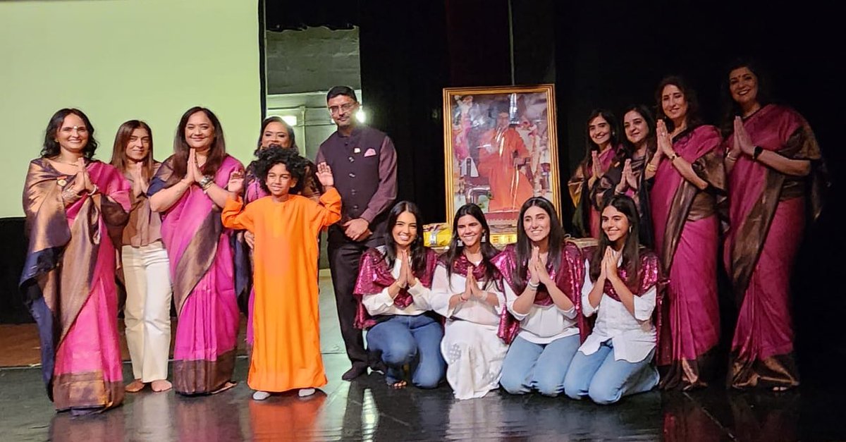 IndiainPanama's tweet photo. 🇮🇳 India Panama 🇵🇦 

|| Traditions: 
Indian Spiritual Values and Roots  || 

Ambassador attended the celebrations of Sri Satya Sai Baba’s 99th Birth Anniversary organised by members of Indian Diaspora in Panama to promote 
Indian Spiritual Values and Roots https://t.co/HyPSoTA54M