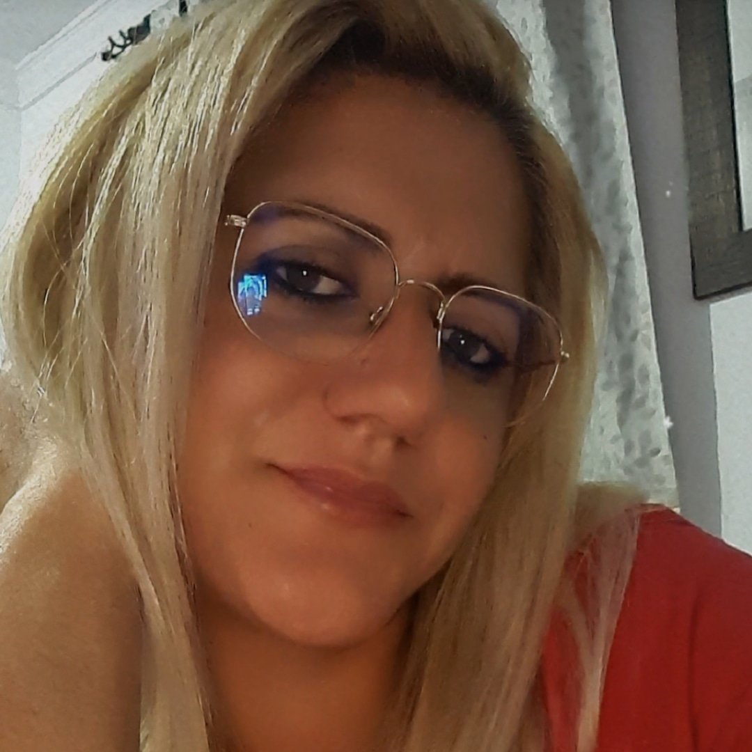 mariarb32's tweet photo. #curvy #onlyfans #Sevilla #rubia https://t.co/PUhF4DwKRf