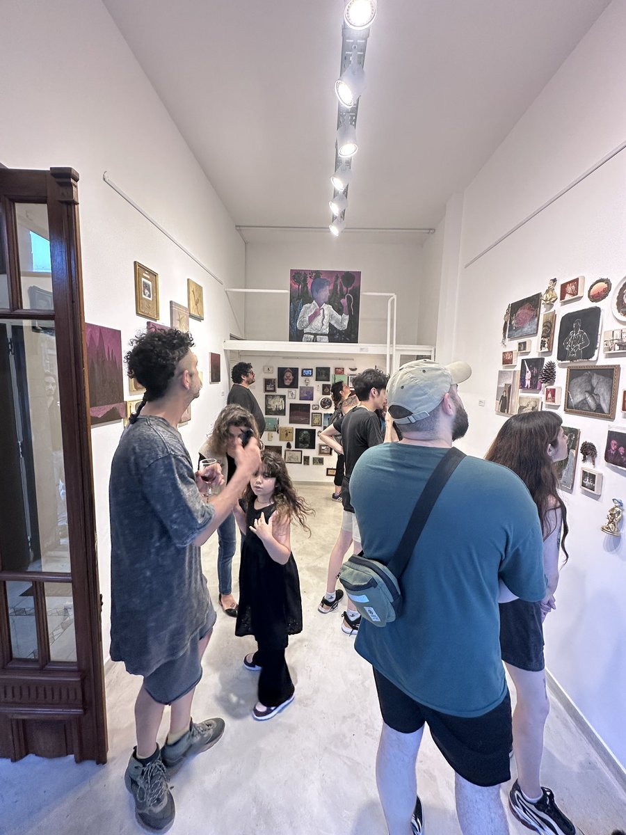 zolidagaleria's tweet image. Anoche inauguramos PRELUDIO PARA UN NIÑO SUICIDA de Santi Flores. Muy hermoso 🤍 todo. Gracias a quienes estuvieron presentes y acompañaron. Ya informaremos nuevas fechas para su visita con presencia del artista.