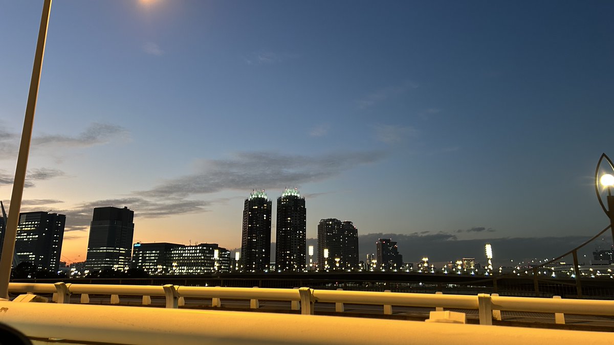 BP49905357's tweet photo. ~~~~御礼~~~~
たくさんの方にご来場いただきました!
皆さまのお役に立てるよう
これからも務めていきます🕴️♀️🕴️🕴️♀️🕴️
#産業交流展2024 #東京ビッグサイト #BITPARK
#ココBOX #防災DX #避難所の鍵保管BOX #リモート解錠
#帰路の車窓から https://t.co/II8p3z4InC