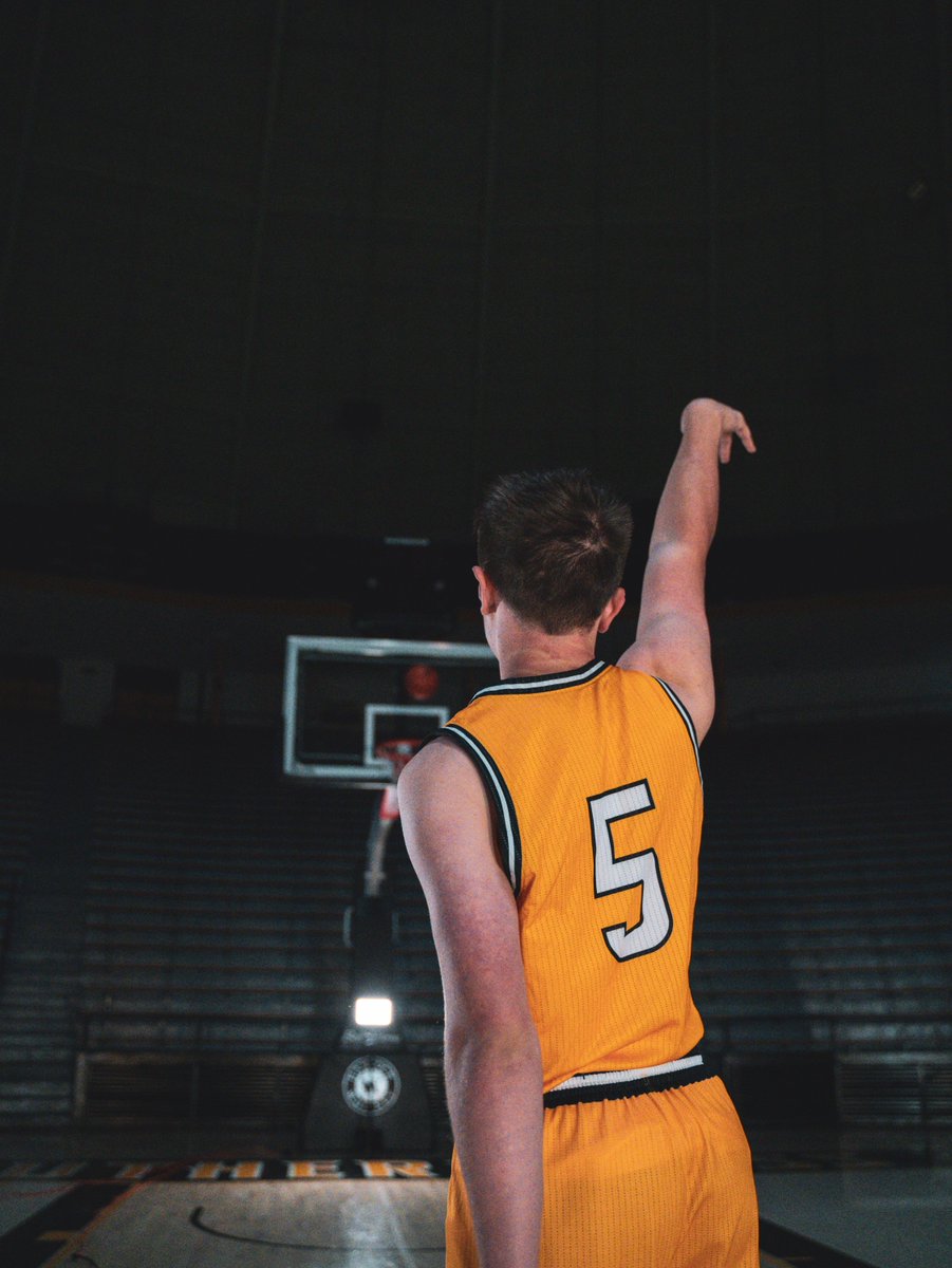 SouthernMissMBB's tweet photo. Bingo from five 👌

Southern Miss 10, MSU 10

@jettmont1 | #SMTTT https://t.co/dJnTfwM2HA