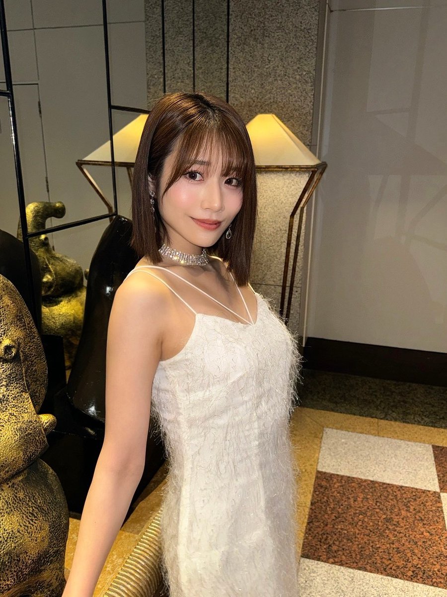 bturbe's tweet photo. 河北彩伽さん、女優並の可愛さ雰囲気なんよ… https://t.co/6ayhGVvN1W