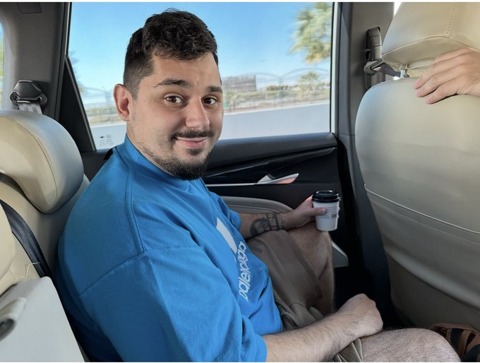 *Te desaparecia la mochila de la nada*

El culiado de tu amigo cuando le preguntabas si la habia visto: