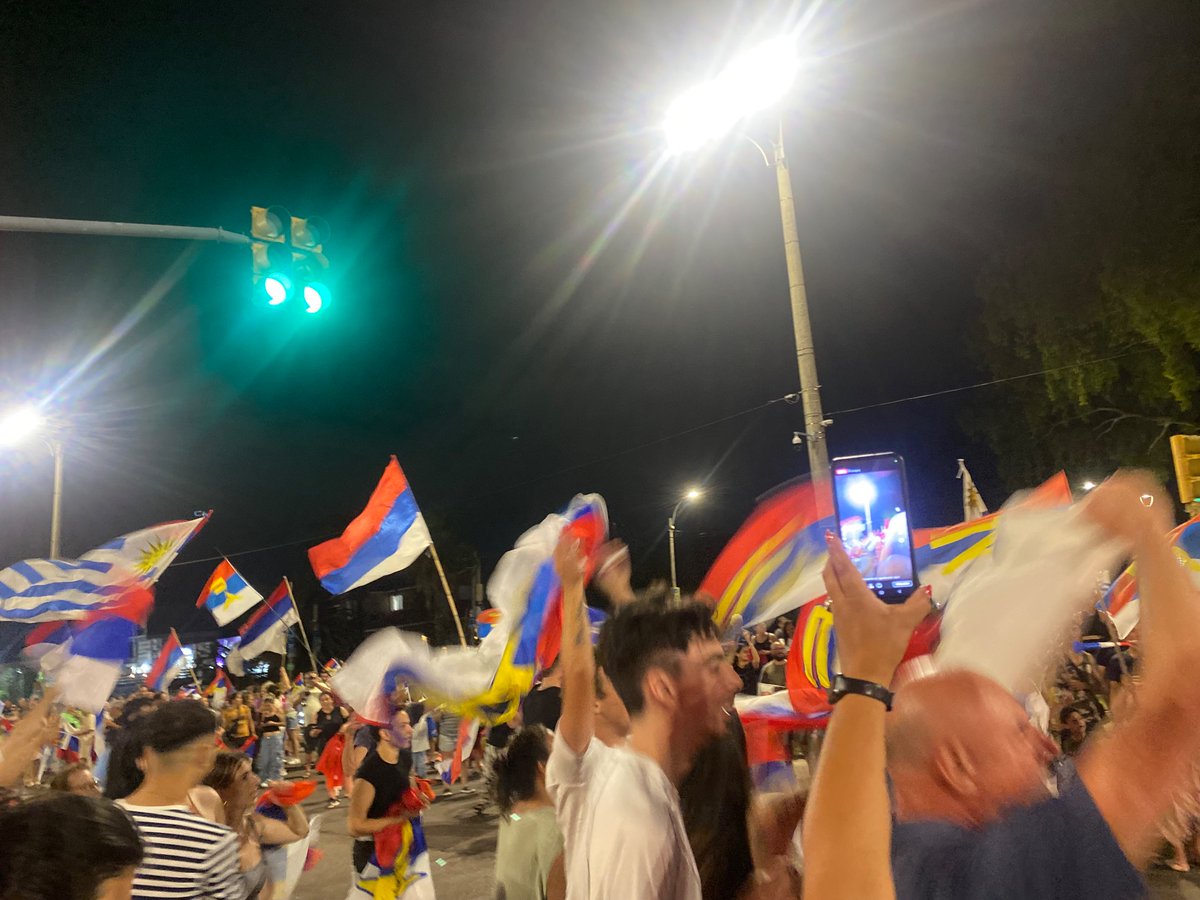 Alejandra Nikicer (@alenikicer) on Twitter photo 