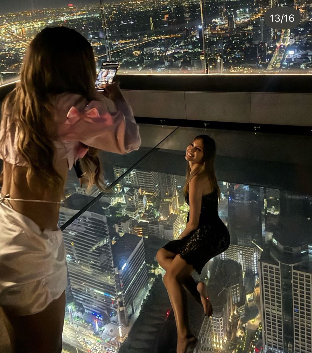 illusion_thv's tweet photo. pampita y juli poggio son literalmente madre e hija las amo
JULI POGGIO X PANDORA https://t.co/tQFRonyIdv