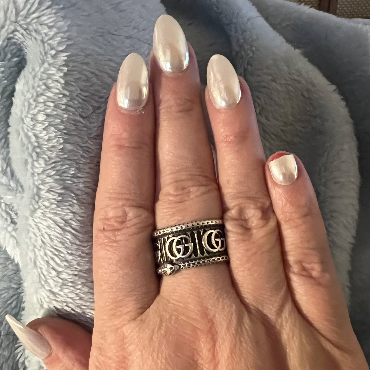 NoraJane tweet media