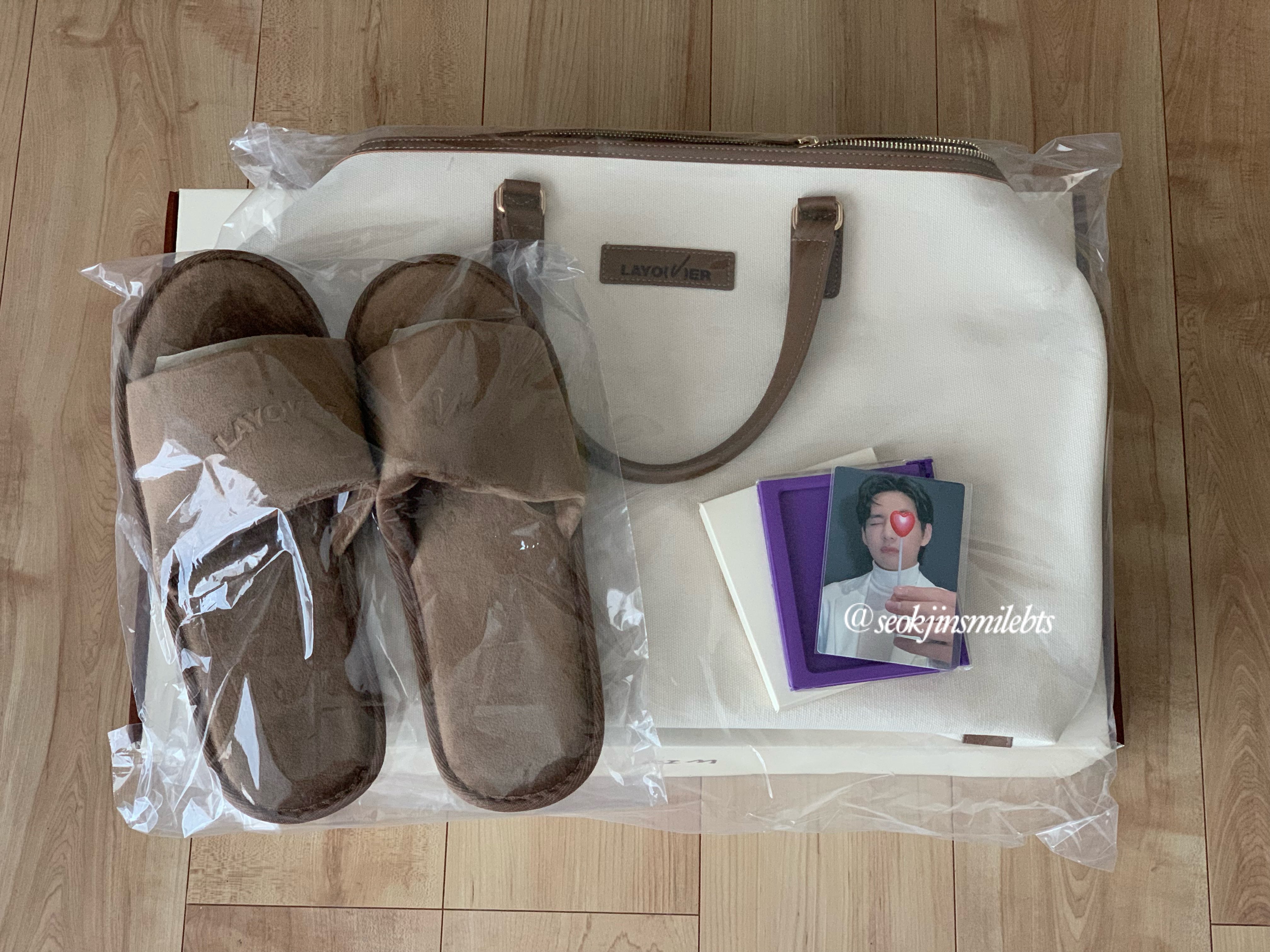 BTS MERCH BOX #17 V Taehyung ARMY Official Membership Pack