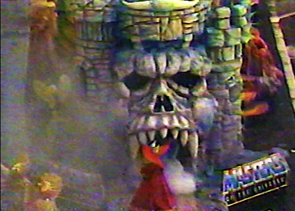 RetroNewsNow's tweet photo. 🦃1984 Macy’s Thanksgiving Day Parade https://t.co/er6VqQ4xZg