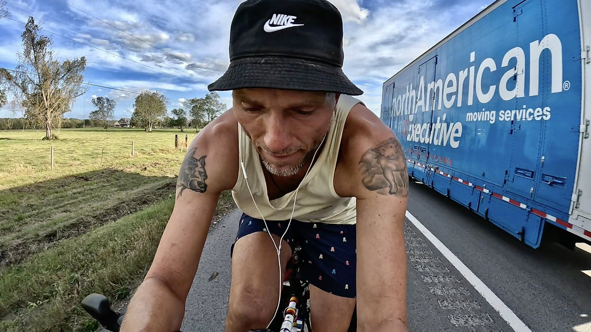 thomas2508's tweet photo. Further to South America.🌎🚴🏽‍♂️💪

#G9toLastRide #Tag43 #104km https://t.co/IkFM2Emr16