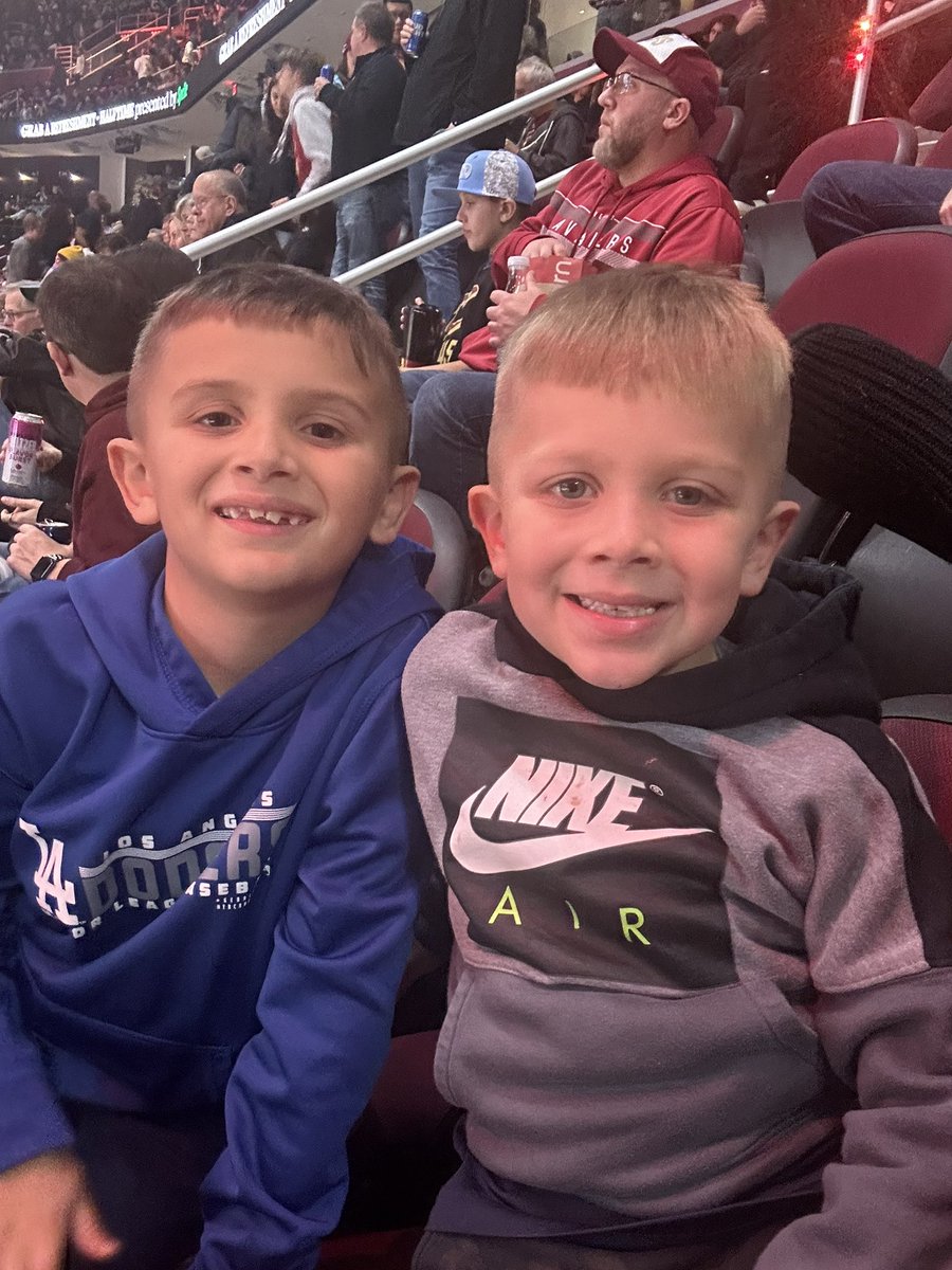 aours00's tweet image. #LetEmKnow   Go Cavs!!