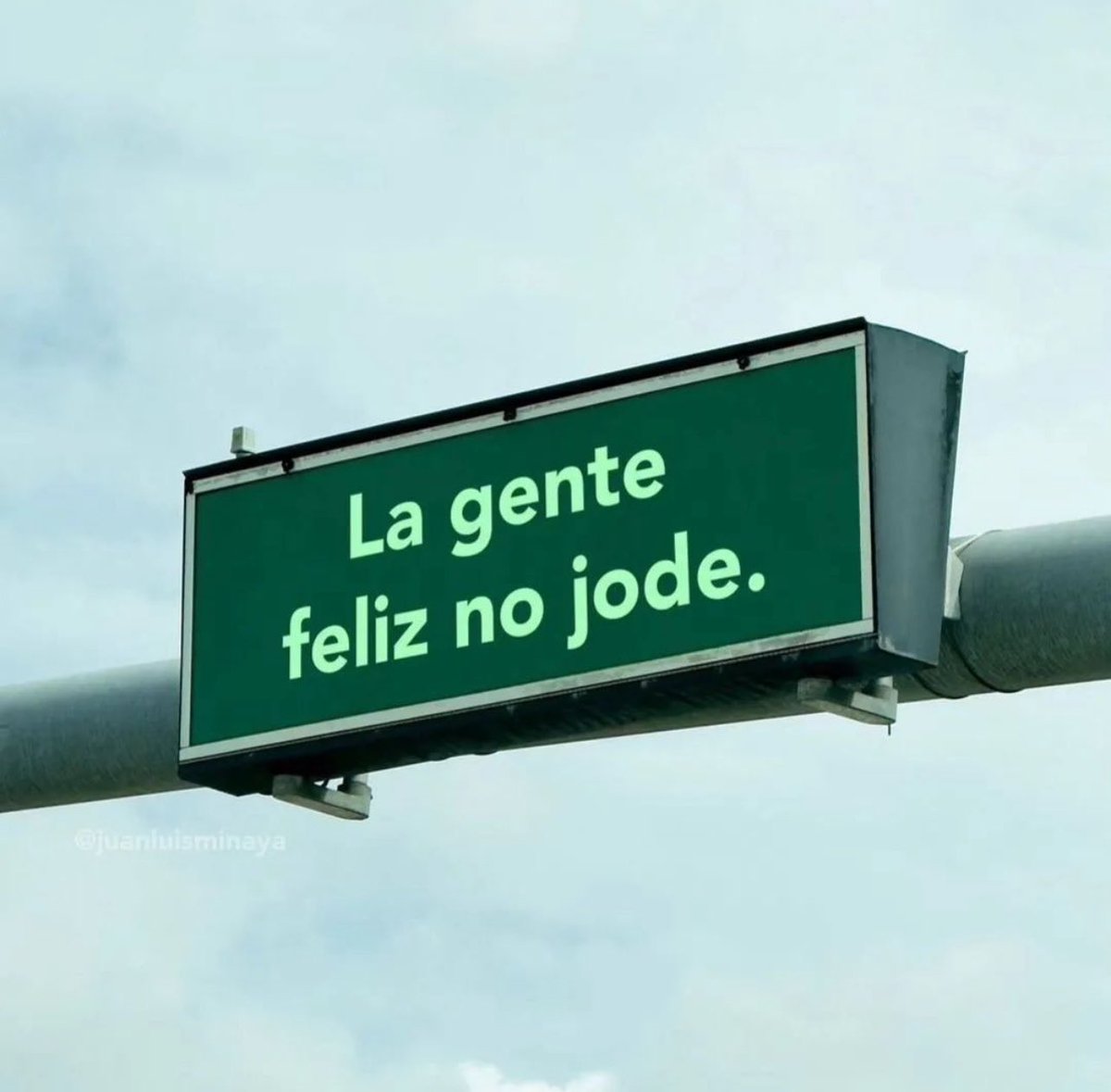 Seré breve… 🧵

Disfruta la gran reflexión que te dejarán estas imágenes 😎🤝

Compártelo con tus seguidores 🤝(RT).

1.