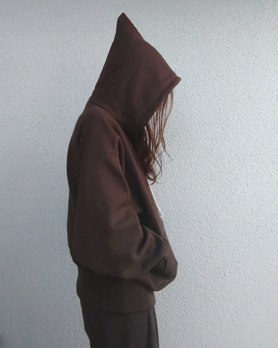 ampun_ampun's tweet photo. とんがってるわたし。(クマ🐻)
#tcbjeans
#xxdevelopment
#alaskahoodie
#afterhoodie
#brown https://t.co/RcMCwV3MTA