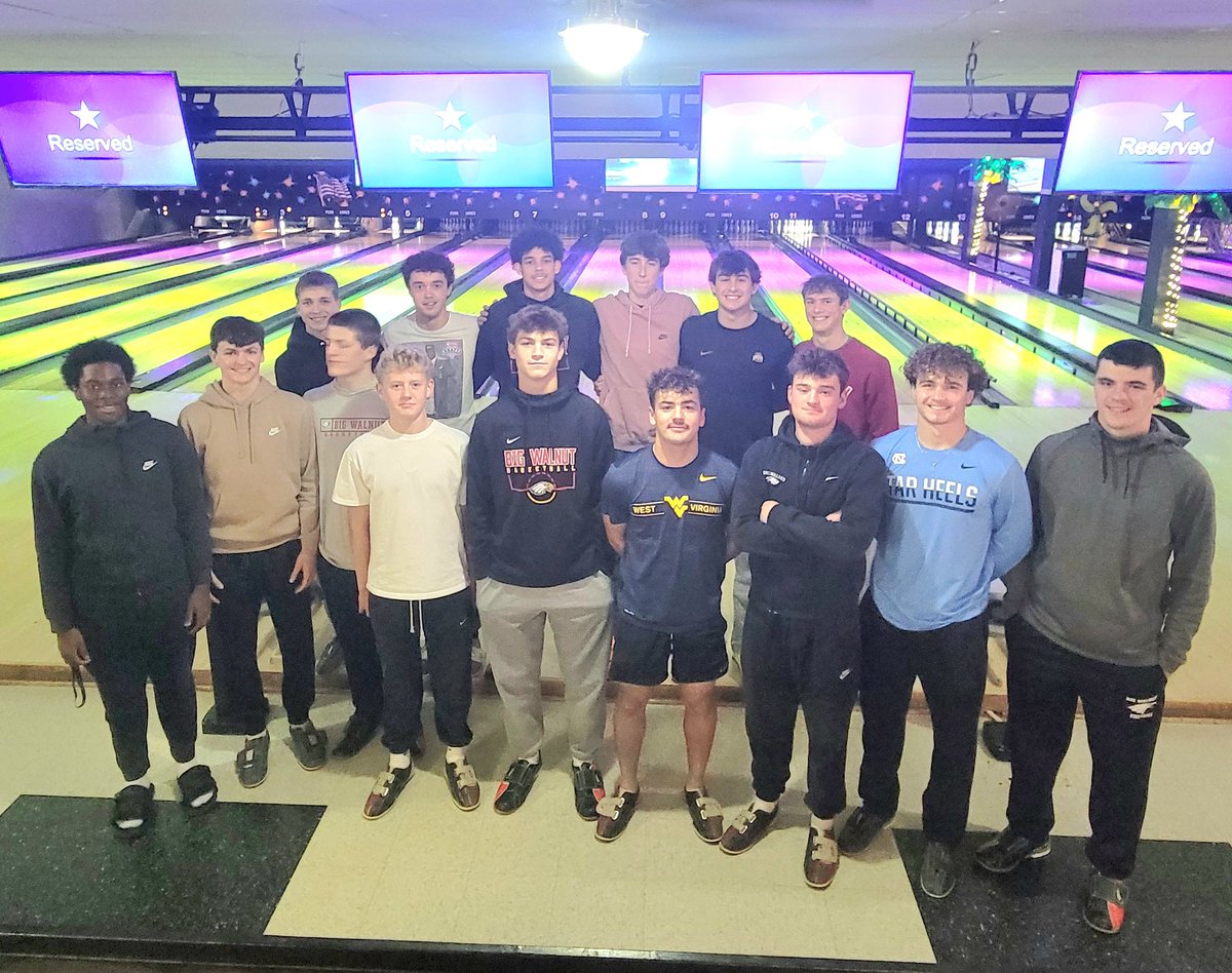 BWBasketball's tweet photo. Saturday night wasn't basketball season, wasn't football season, it was bowling season...and we are terrible! Fun night of building relationships and investing into our teams with @bignutgirlshoop
#ACT #Getit @sheltonOSU1 @BigWalnutEagles https://t.co/oaHTIX5eix