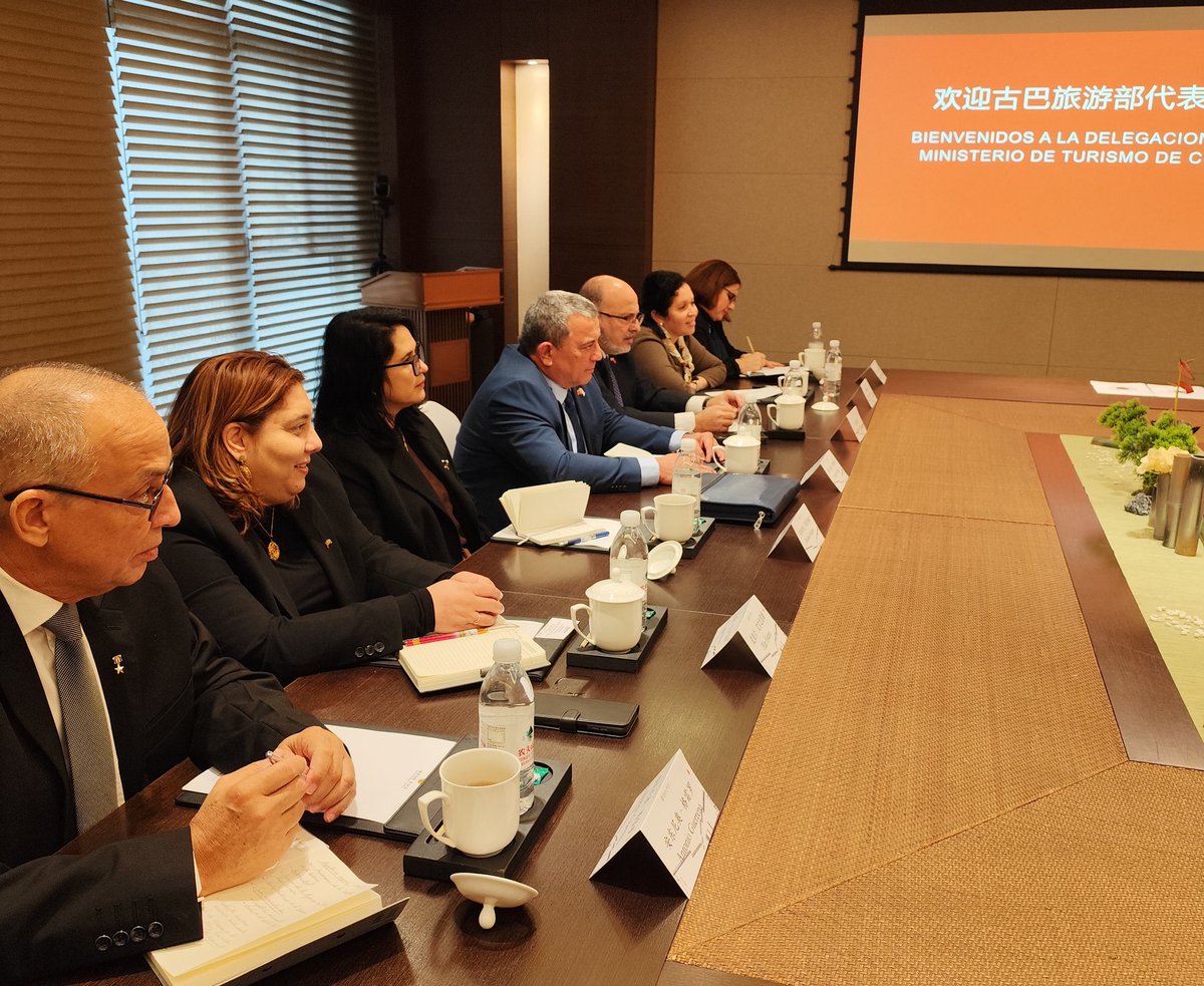Guerrerotony161's tweet photo. Importantes acuerdos se lograron con la Dirección de Turismo y Cultura de la ciudad de Suzhou para la promoción y desarrollo del turismo entre #Cuba y China.
#CubaUnica #CubaTravel 
@SanCristobalSA https://t.co/drJaGdjSLZ