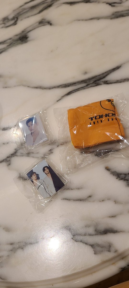 purple13jm's tweet photo. 東方神起 POP UP　ガチャガチャ カプセルトイ交換希望

譲→ミニ巾着:オッピ　
　　アクスタ:白チャンミン
　　　　　　:白二人

求→ミニ巾着:TB  
　　アクスタ:白ユノ
　　　　　　:黒ユノ

交換していただける方いらっしゃいましたらお気軽にお声がけください🙇🏻‍♀️
たまアリ11/29での交換希望です！ https://t.co/768las7dqK