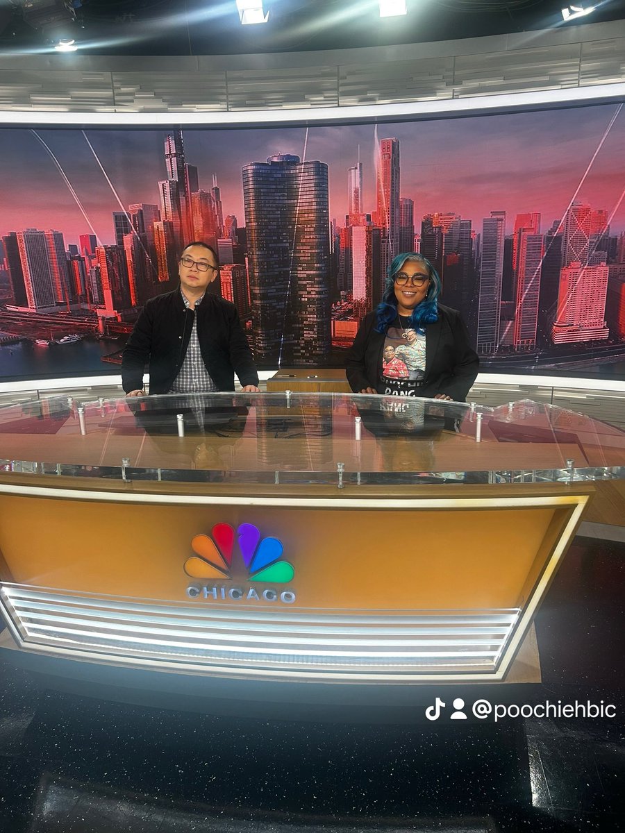 HbicPoochie's tweet photo. Premiering tonight on nbc Chicago make sure you all tune in poochie and pang eats Chicago https://t.co/xkKIQ2BmOP