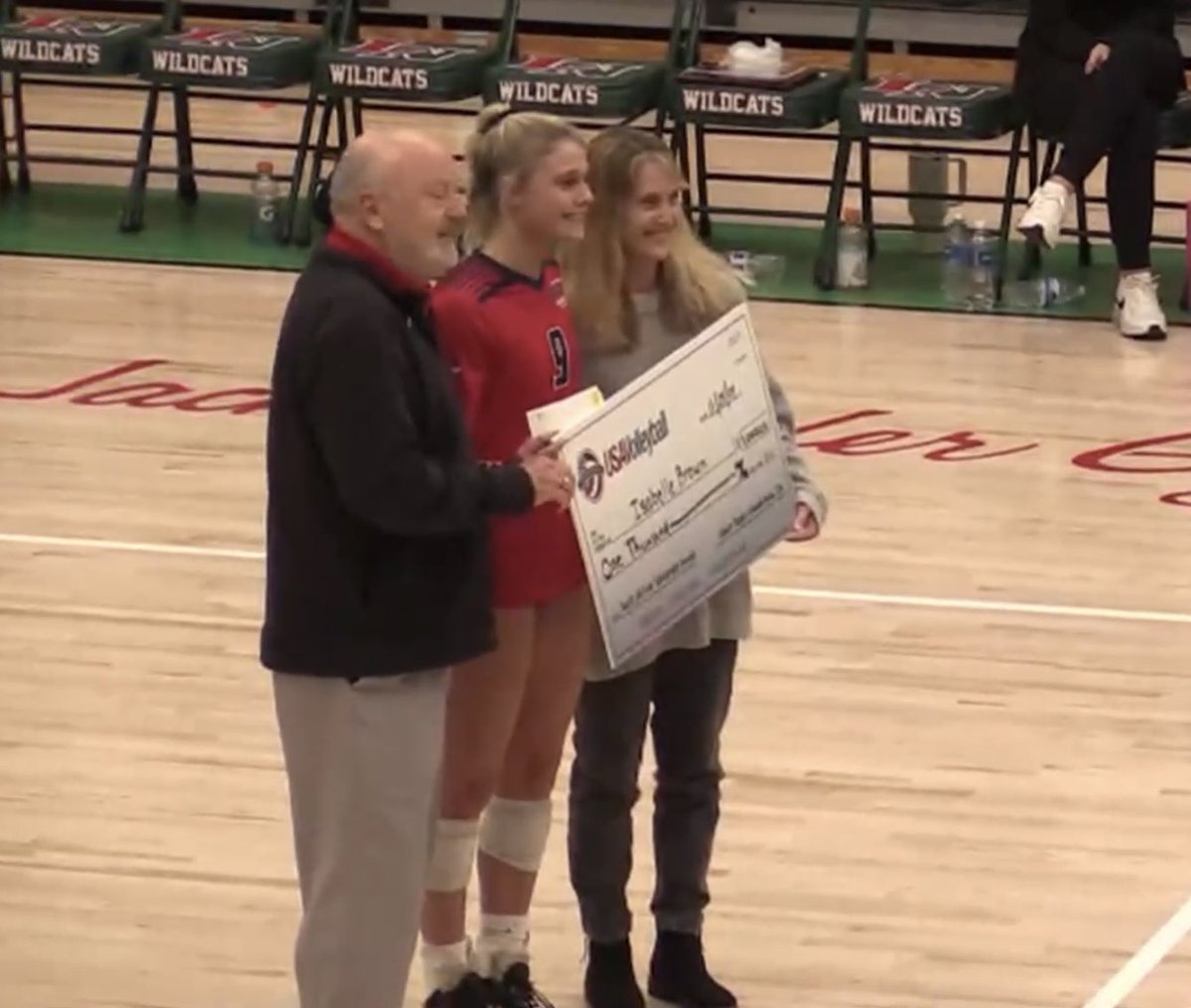 AvonOrioleVolleyball (@avoninvolleybal) on Twitter photo Congratulations to <a href="/bellebrown_06/">Belle</a> on her <a href="/usavolleyball/">USA Volleyball</a> scholarship!
<a href="/ihsvca/">IHSVCA</a>
<a href="/OrioleAthletics/">Avon OrioleAthletics</a>
<a href="/togetherwewin/">Eunice Fisher</a> Congratulations to <a href="/bellebrown_06/">Belle</a> on her <a href="/usavolleyball/">USA Volleyball</a> scholarship!
<a href="/ihsvca/">IHSVCA</a>
<a href="/OrioleAthletics/">Avon OrioleAthletics</a>
<a href="/togetherwewin/">Eunice Fisher</a>